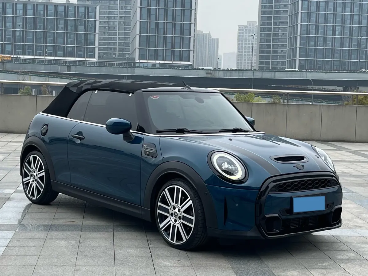 2022 MINI MINI 2.0T 192HP L4 7DCT,autocango,china used car exporter,china ev exporter,chinese used car exporter,chinese used ev exporter