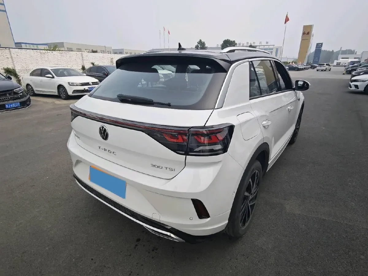 2023 Volkswagen T-Roc 1.4T 150HP L4 7DCT,autocango,china used car exporter,china ev exporter,chinese used car exporter,chinese used ev exporter