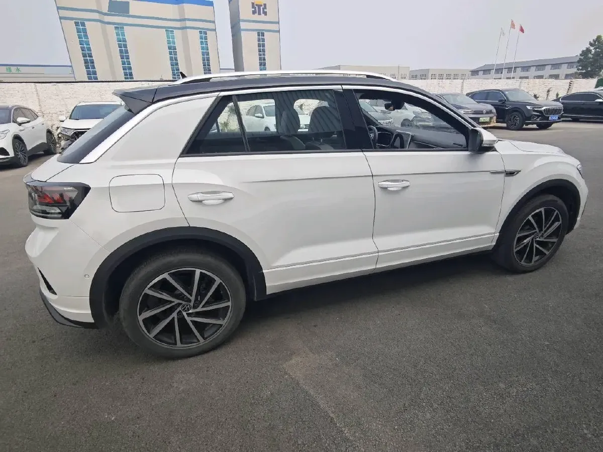2023 Volkswagen T-Roc 1.4T 150HP L4 7DCT,autocango,china used car exporter,china ev exporter,chinese used car exporter,chinese used ev exporter