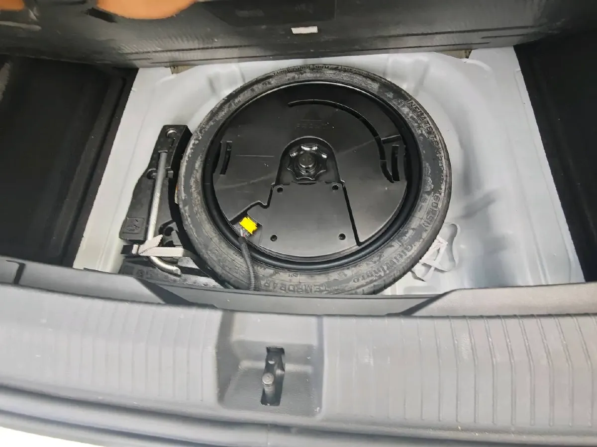 2023 Volkswagen T-Roc 1.4T 150HP L4 7DCT,autocango,china used car exporter,china ev exporter,chinese used car exporter,chinese used ev exporter