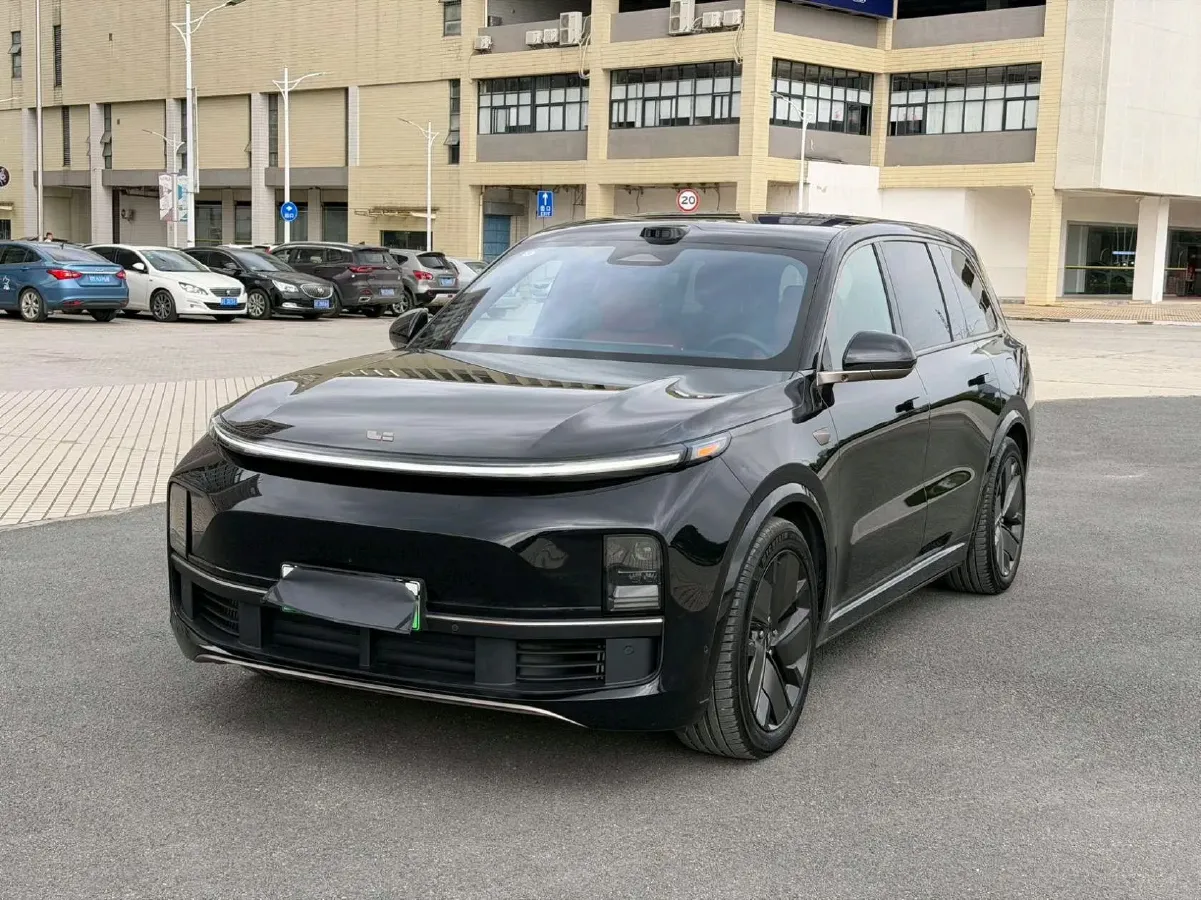 2025 Li L9 Range Extended 154HP REEV,autocango,china used car exporter,china ev exporter,chinese used car exporter,chinese used ev exporter