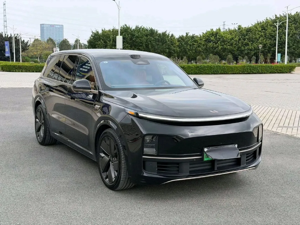 2025 Li L9 Range Extended 154HP REEV,autocango,china used car exporter,china ev exporter,chinese used car exporter,chinese used ev exporter