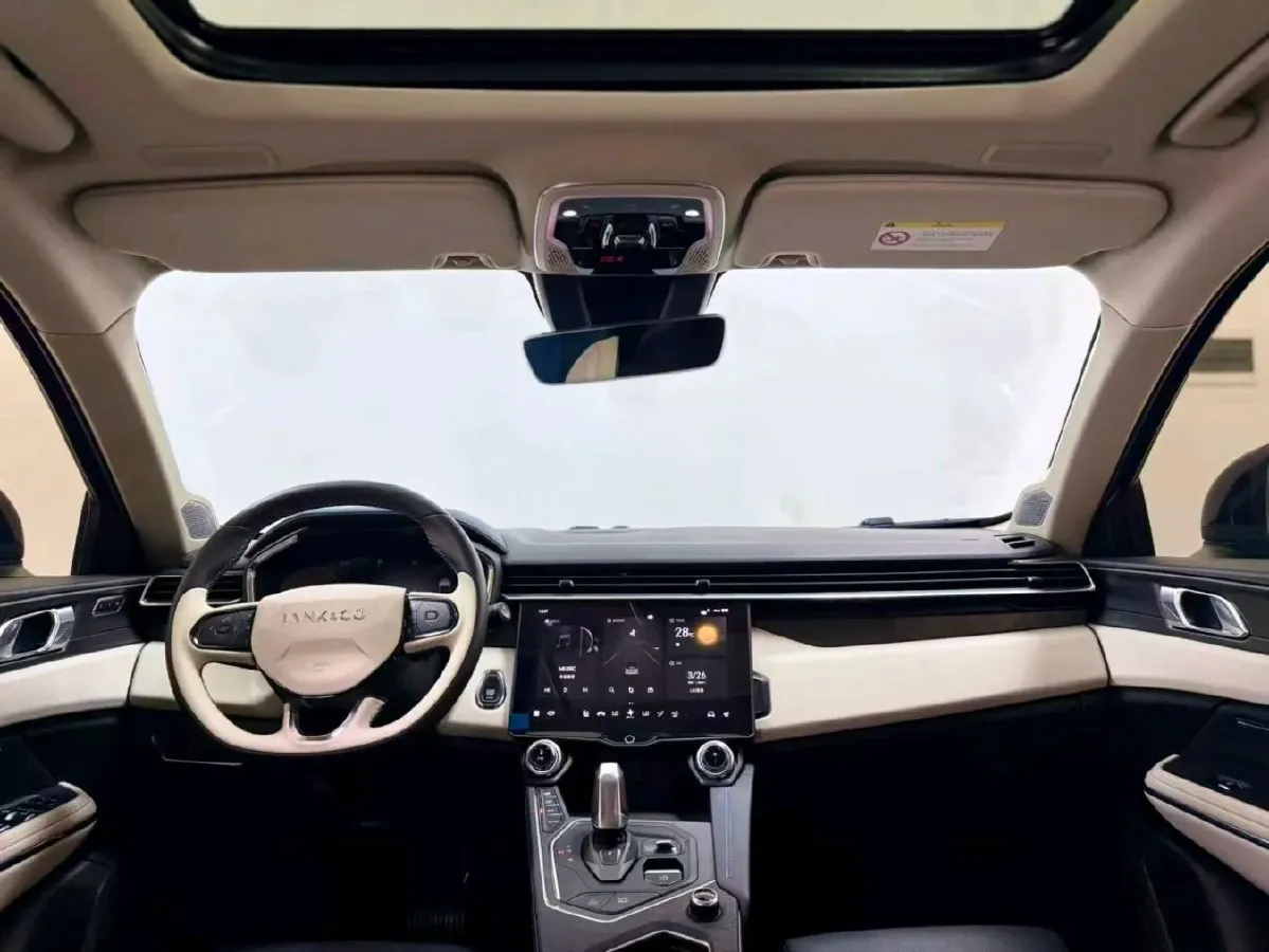 2021 LYNK&CO 01 2.0T 218HP L4 8AT,autocango,china used car exporter,china ev exporter,chinese used car exporter,chinese used ev exporter