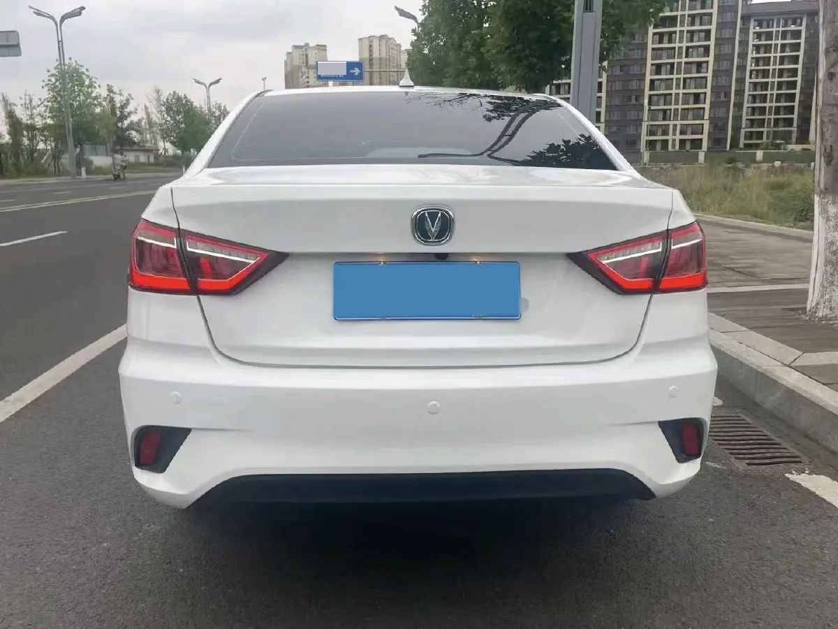 2021 ChangAn Eado DT 1.6L 125HP L4 4AT,autocango,china used car exporter,china ev exporter,chinese used car exporter,chinese used ev exporter