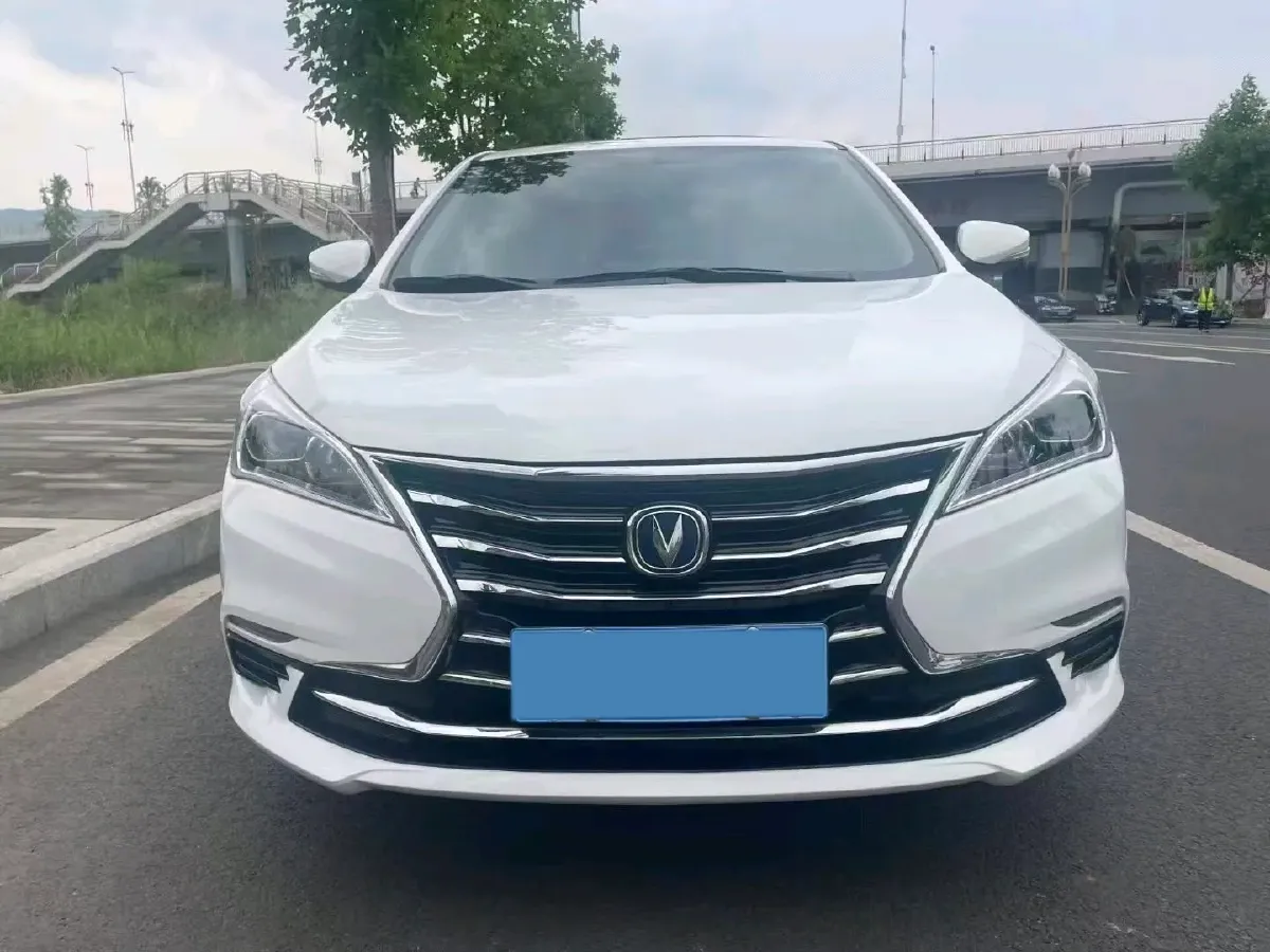 2021 ChangAn Eado DT 1.6L 125HP L4 4AT,autocango,china used car exporter,china ev exporter,chinese used car exporter,chinese used ev exporter