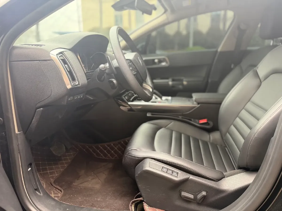 2021 Citroen C6 1.8T 211HP L4 8AT,autocango,china used car exporter,china ev exporter,chinese used car exporter,chinese used ev exporter