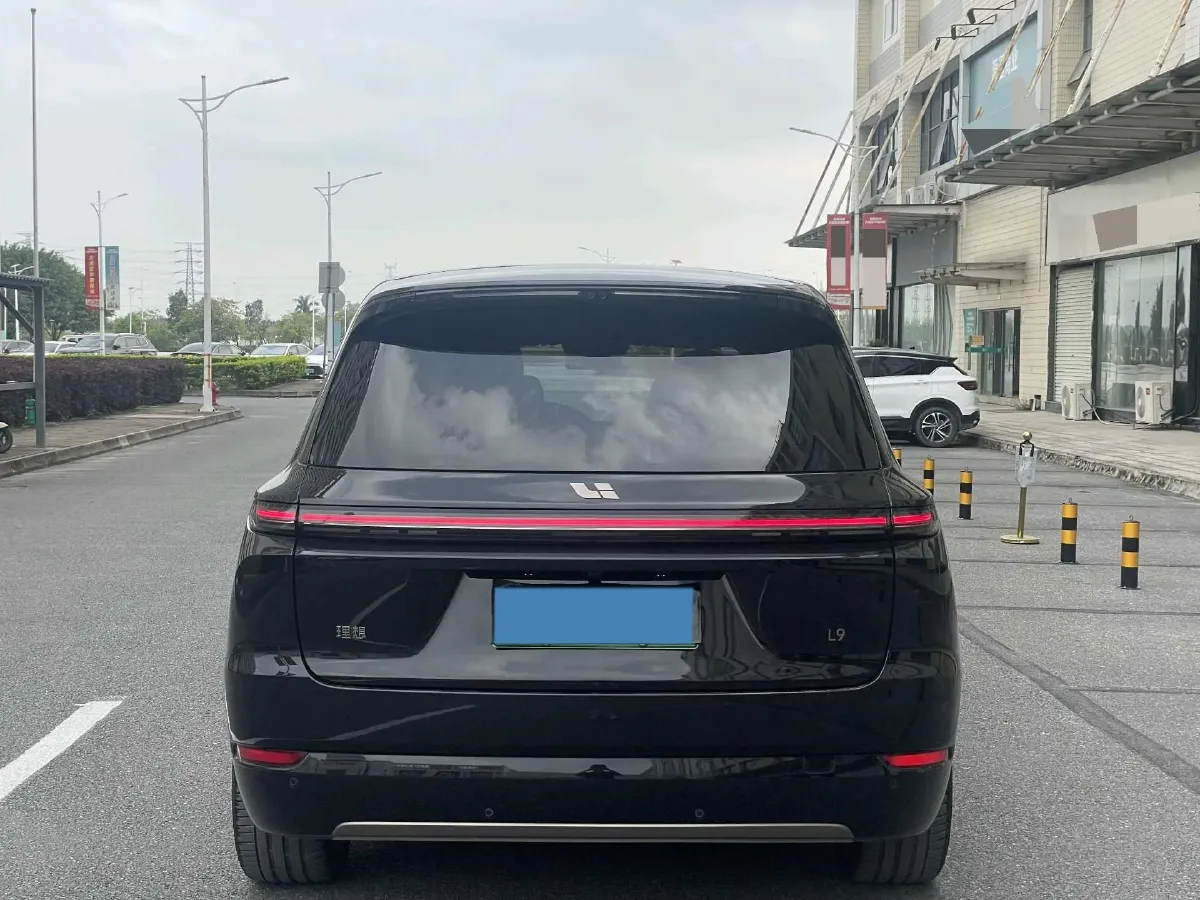 2025 Li L9 Range Extended 154HP REEV,autocango,china used car exporter,china ev exporter,chinese used car exporter,chinese used ev exporter