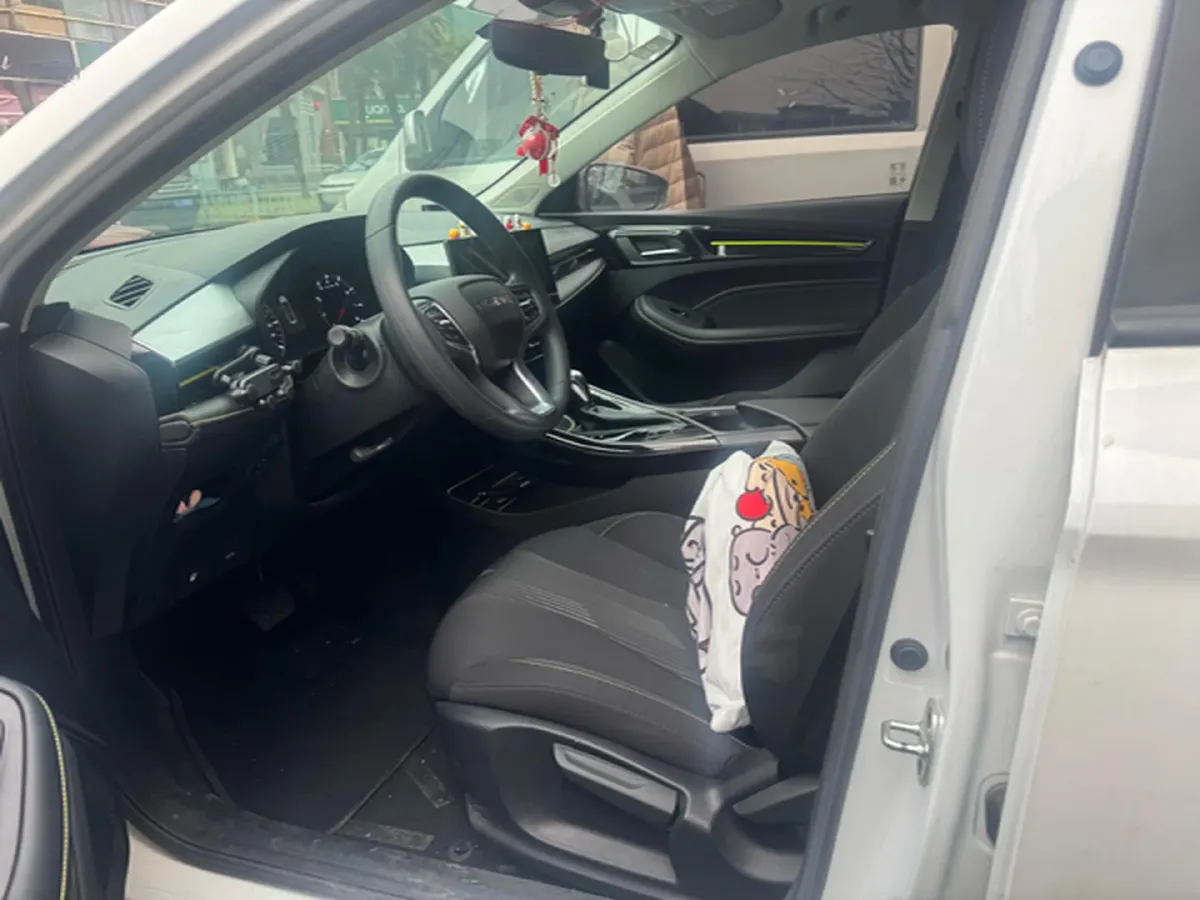 2021 Roewe i5 1.5L 120HP L4 CVT,autocango,china used car exporter,china ev exporter,chinese used car exporter,chinese used ev exporter