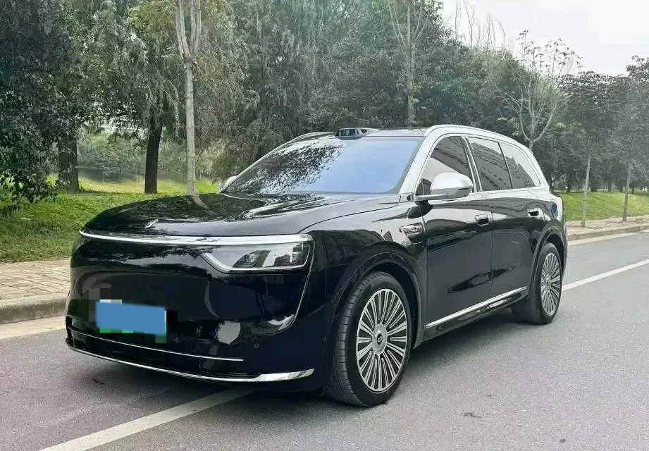 2025 AITO AITO M8 REEV 160HP REEV 53.4KWH,autocango,china used car exporter,china ev exporter,chinese used car exporter,chinese used ev exporter