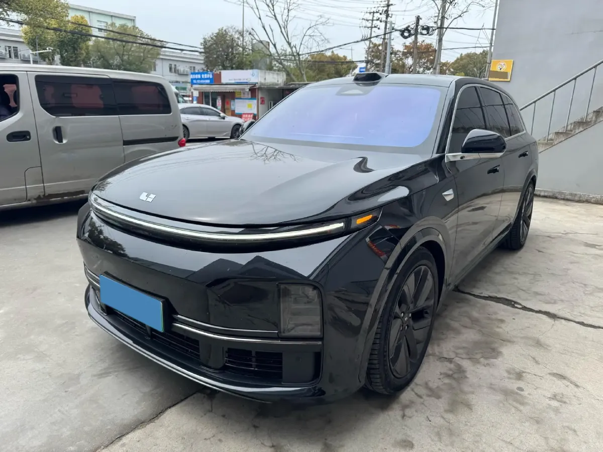2023 Li L7 Range Extended 154HP REEV 40.9KWH,autocango,china used car exporter,china ev exporter,chinese used car exporter,chinese used ev exporter