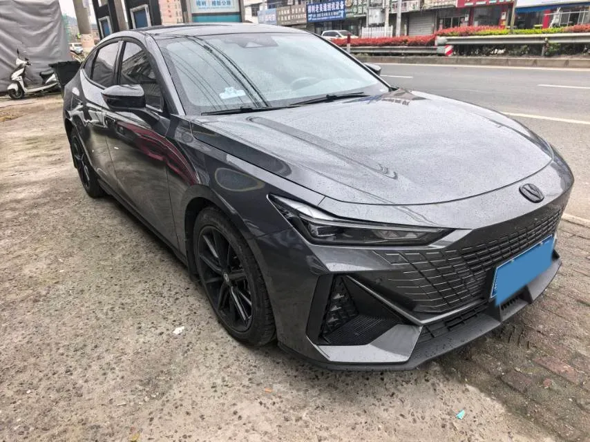 2023 ChangAn UNI-V 1.5T 188HP L4 7DCT,autocango,china used car exporter,china ev exporter,chinese used car exporter,chinese used ev exporter