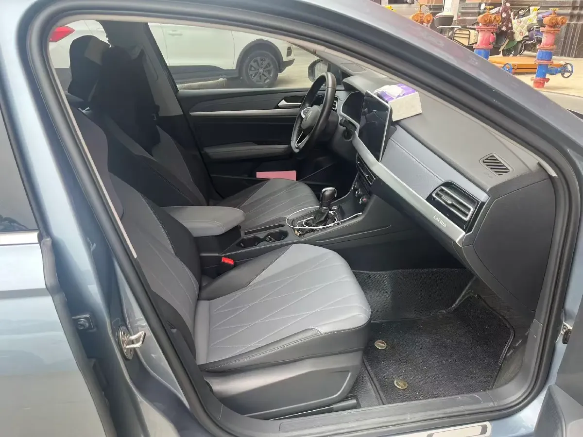 2023 Volkswagen Lavida 1.5L 113HP L4 6AT,autocango,china used car exporter,china ev exporter,chinese used car exporter,chinese used ev exporter