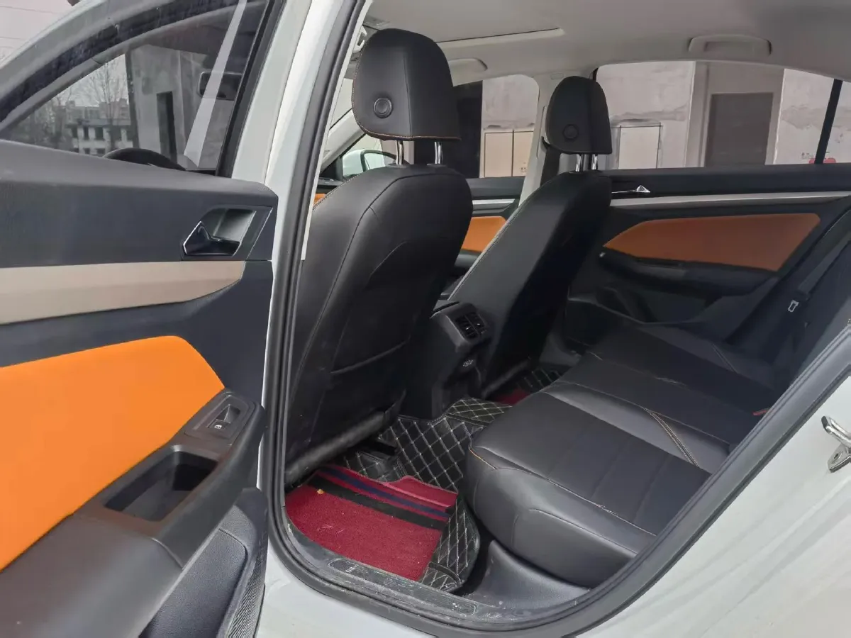 2025 Volkswagen Bora 1.2T 116HP L4 7DCT,autocango,china used car exporter,china ev exporter,chinese used car exporter,chinese used ev exporter