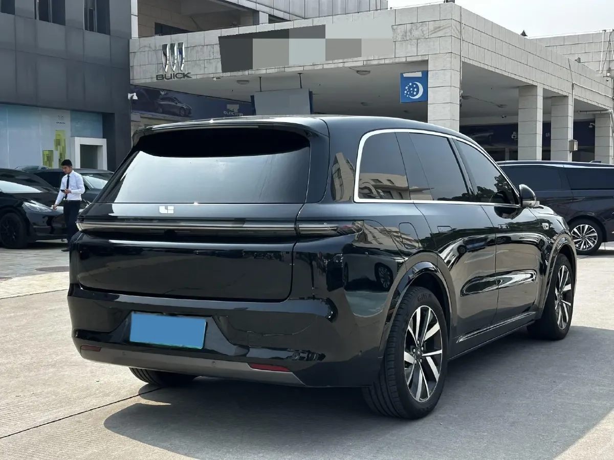2023 Li L8 Range Extended 154HP REEV 40.9KWH,autocango,china used car exporter,china ev exporter,chinese used car exporter,chinese used ev exporter