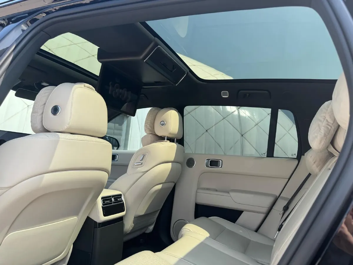 2024 Li L8 Range Extended 154HP REEV 42.8KWH,autocango,china used car exporter,china ev exporter,chinese used car exporter,chinese used ev exporter