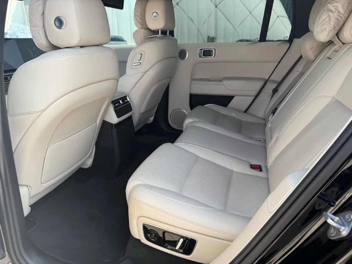 2024 Li L8 Range Extended 154HP REEV 42.8KWH,autocango,china used car exporter,china ev exporter,chinese used car exporter,chinese used ev exporter