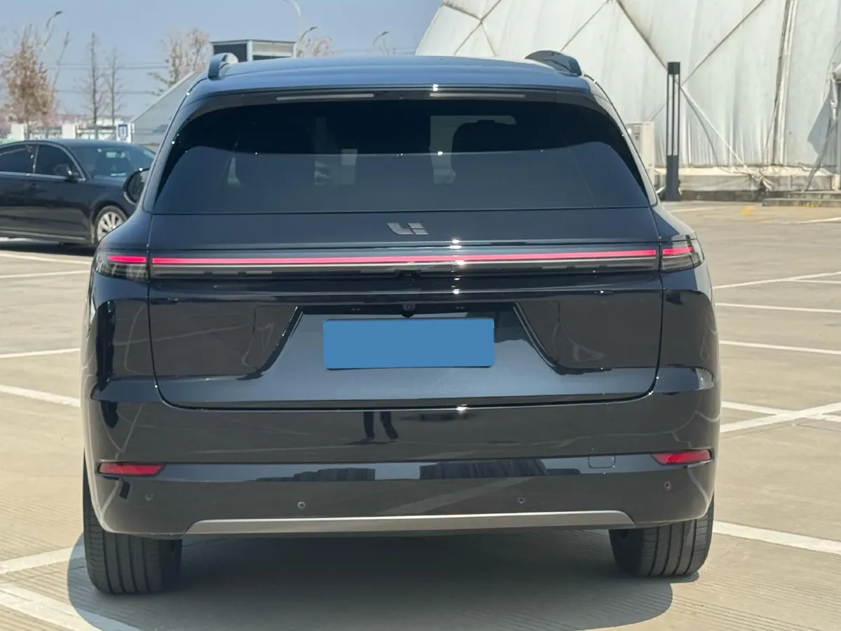 2024 Li L8 Range Extended 154HP REEV 42.8KWH,autocango,china used car exporter,china ev exporter,chinese used car exporter,chinese used ev exporter