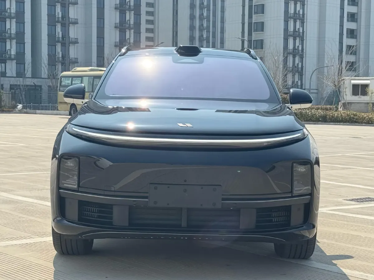 2024 Li L8 Range Extended 154HP REEV 42.8KWH,autocango,china used car exporter,china ev exporter,chinese used car exporter,chinese used ev exporter