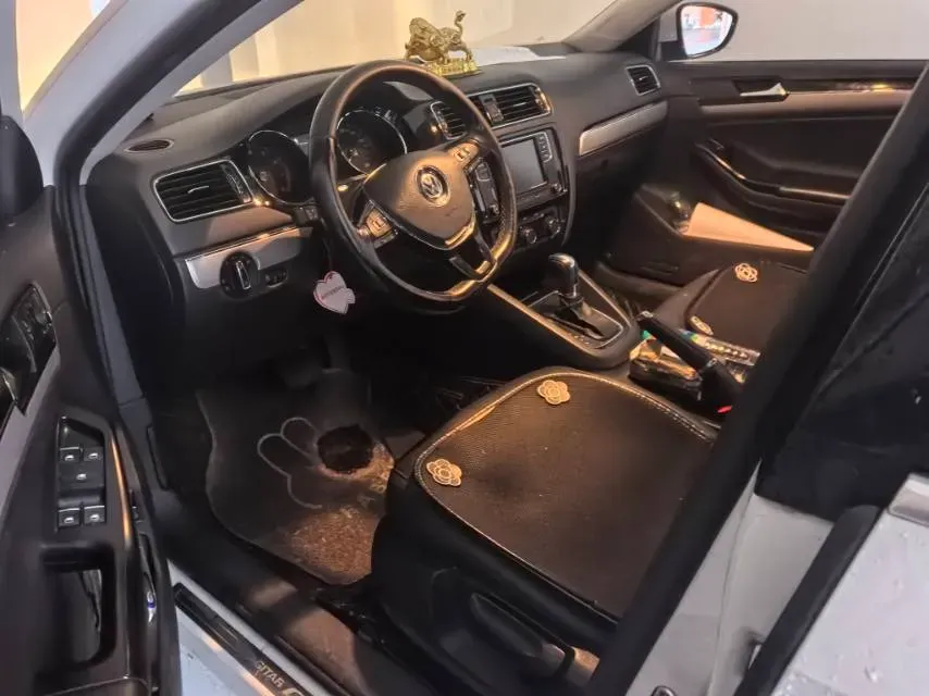 2018 Volkswagen Sagitar 1.2T 110HP L4 7DCT,autocango,china used car exporter,china ev exporter,chinese used car exporter,chinese used ev exporter