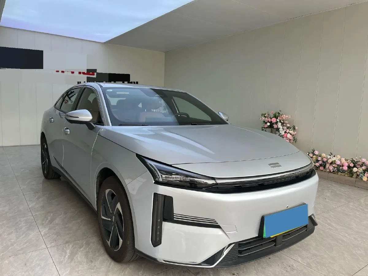 2025 Geely Galaxy L6 1.5L 112HP L4 1DHT PHEV 19.09KWH,autocango,china used car exporter,china ev exporter,chinese used car exporter,chinese used ev exporter