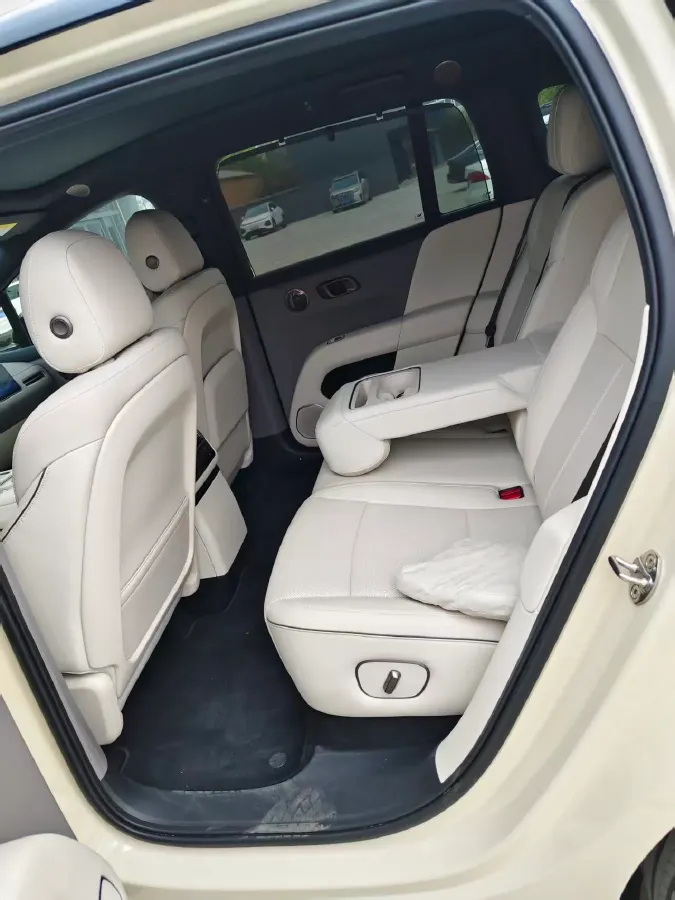 2025 Li i6 BEV,autocango,china used car exporter,china ev exporter,chinese used car exporter,chinese used ev exporter