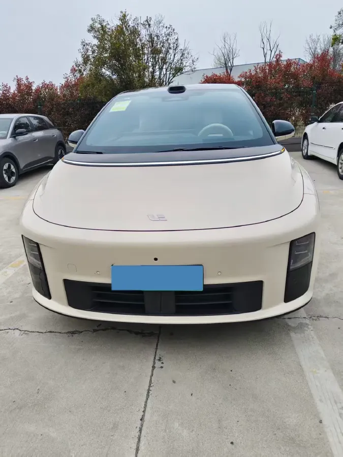 2025 Li i6 BEV,autocango,china used car exporter,china ev exporter,chinese used car exporter,chinese used ev exporter