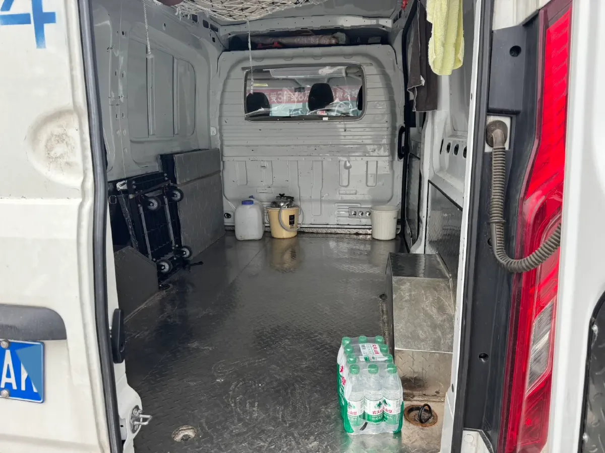 2022 MAXUS XinTu V90 2.0T 150HP L4 6MT,autocango,china used car exporter,china ev exporter,chinese used car exporter,chinese used ev exporter