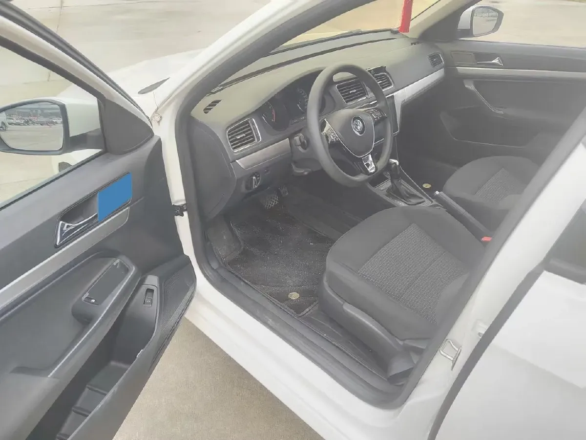 2017 Volkswagen Lavida 1.6L 110HP L4 6AT,autocango,china used car exporter,china ev exporter,chinese used car exporter,chinese used ev exporter