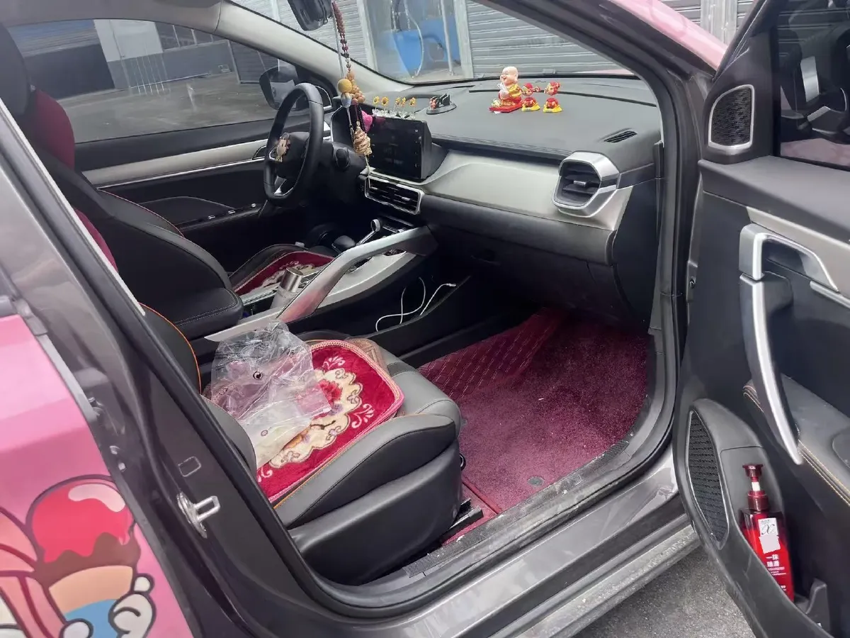 2024 Geely Coolray 1.5T 181HP L4 7DCT,autocango,china used car exporter,china ev exporter,chinese used car exporter,chinese used ev exporter