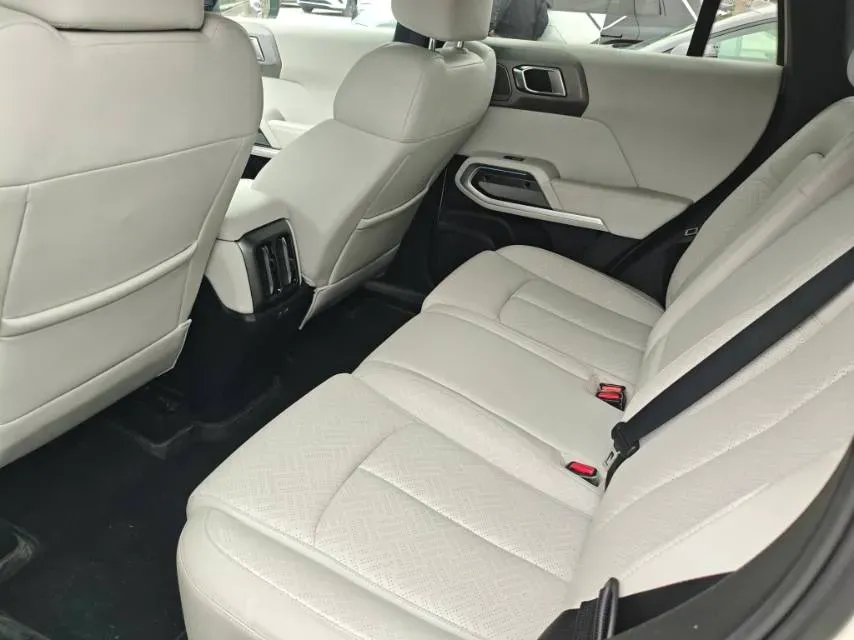 2025 FangChengBao Tai 3 BEV,autocango,china used car exporter,china ev exporter,chinese used car exporter,chinese used ev exporter