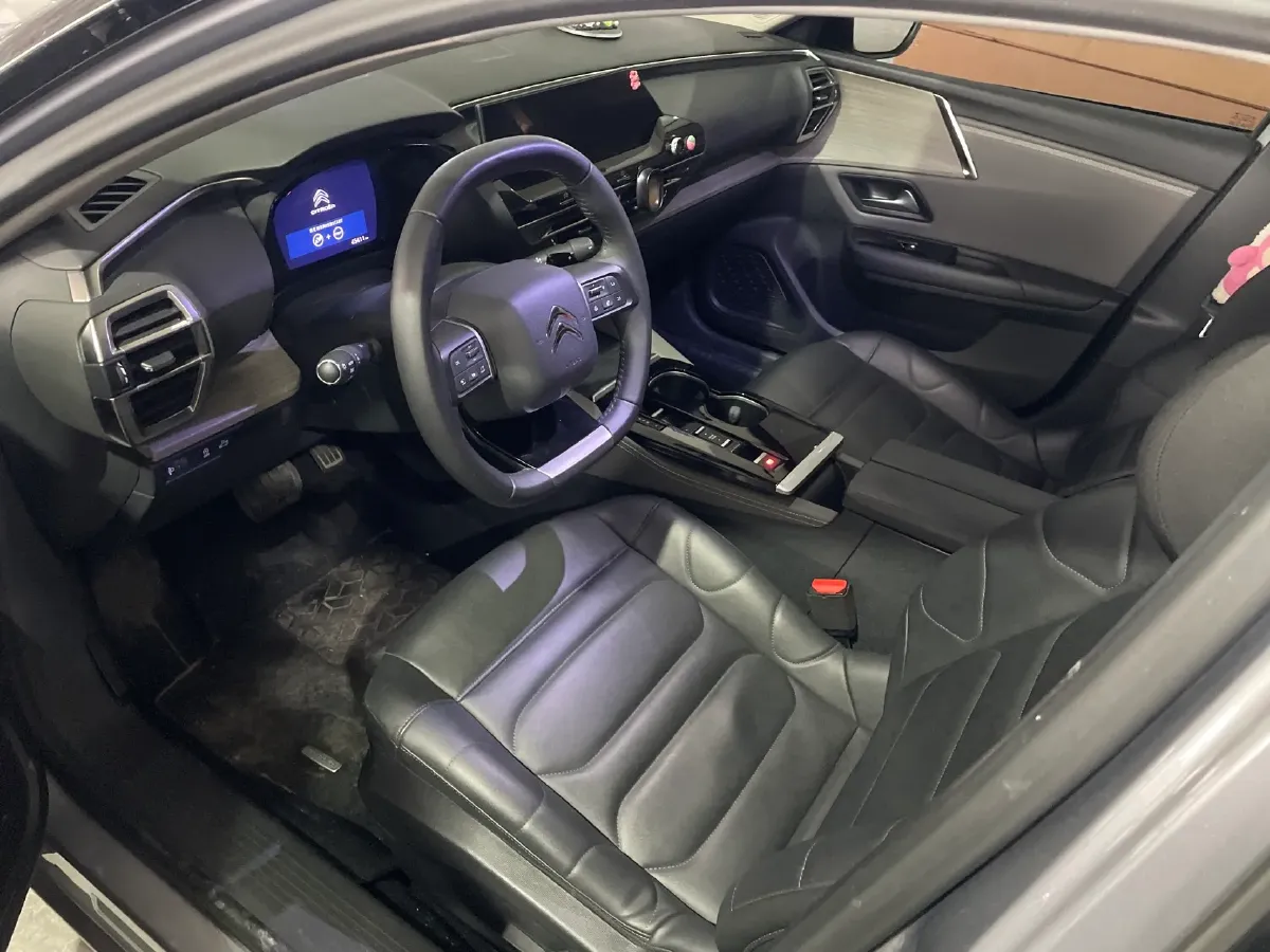 2021 Citroen C5 X 1.6T 175HP L4 8AT,autocango,china used car exporter,china ev exporter,chinese used car exporter,chinese used ev exporter