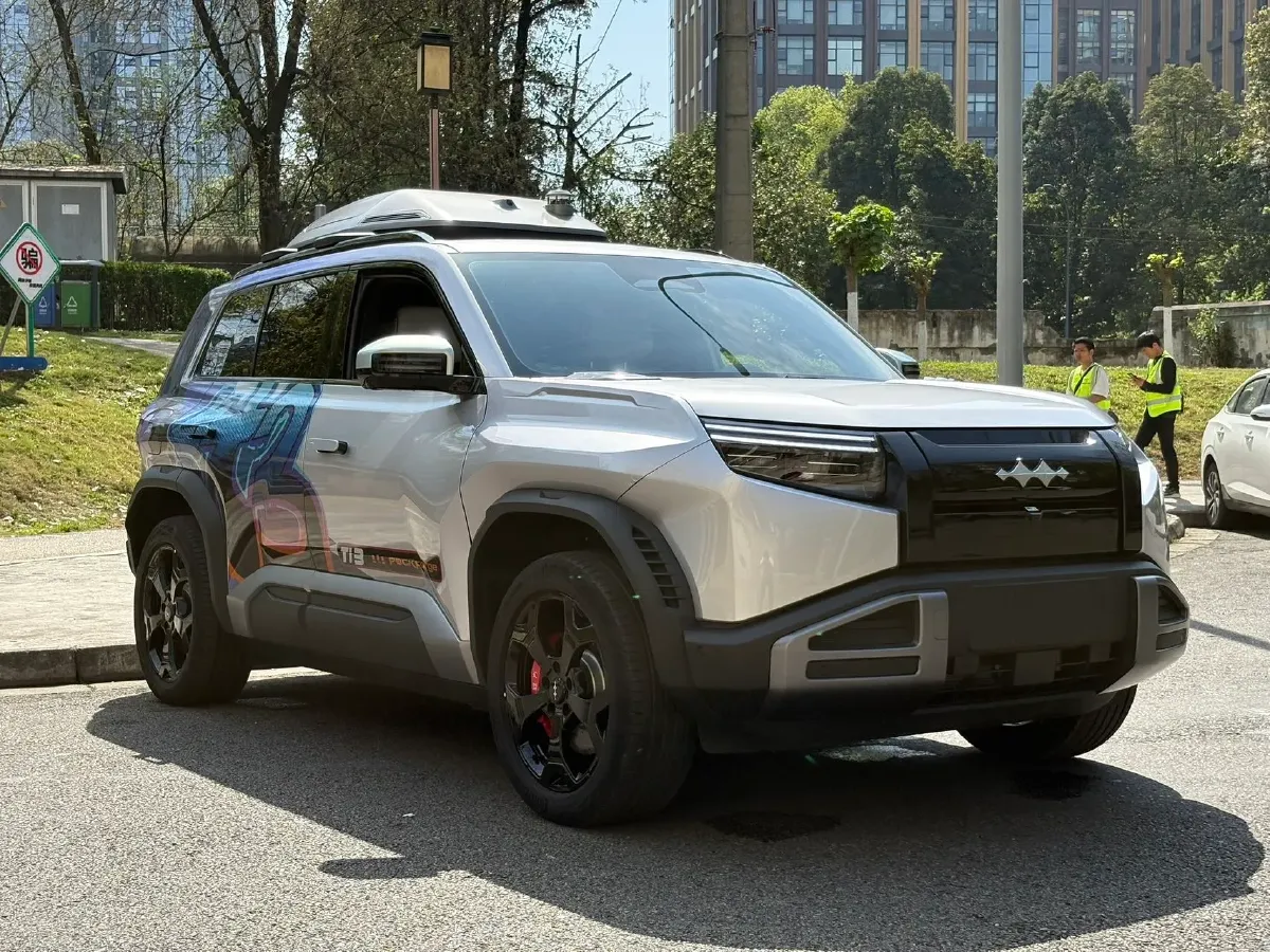 2025 FangChengBao Tai 3 BEV,autocango,china used car exporter,china ev exporter,chinese used car exporter,chinese used ev exporter