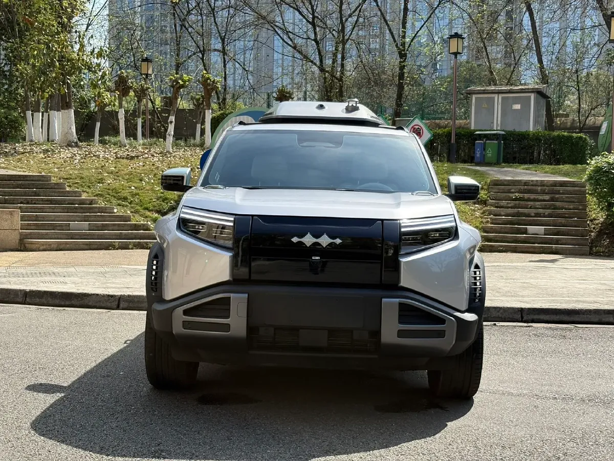 2025 FangChengBao Tai 3 BEV,autocango,china used car exporter,china ev exporter,chinese used car exporter,chinese used ev exporter