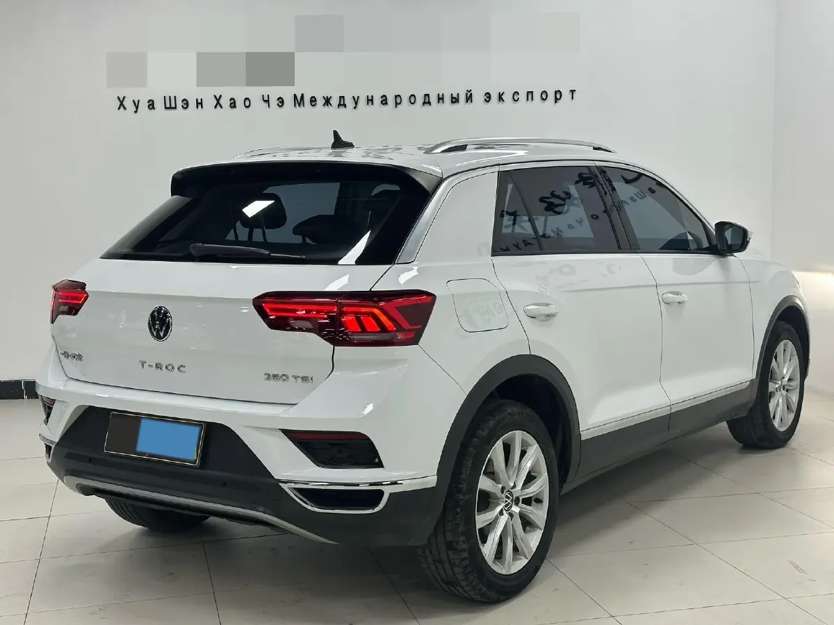 2022 Volkswagen T-Roc 1.4T 150HP L4 7DCT,autocango,china used car exporter,china ev exporter,chinese used car exporter,chinese used ev exporter