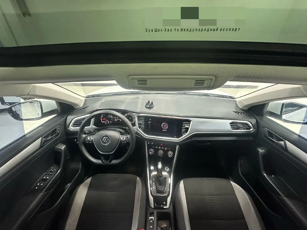 2022 Volkswagen T-Roc 1.4T 150HP L4 7DCT,autocango,china used car exporter,china ev exporter,chinese used car exporter,chinese used ev exporter