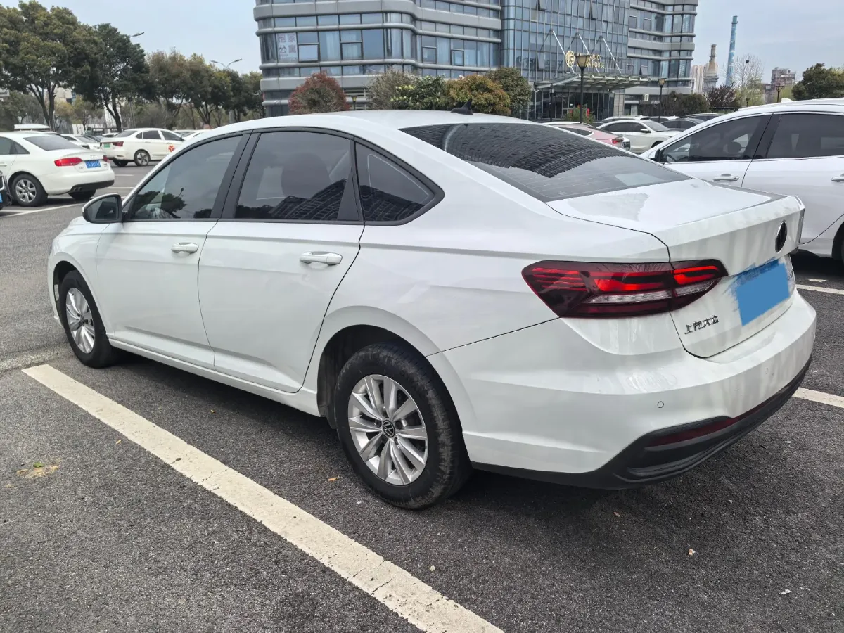 2023 Volkswagen Lavida 1.5L 110HP L4 6AT,autocango,china used car exporter,china ev exporter,chinese used car exporter,chinese used ev exporter