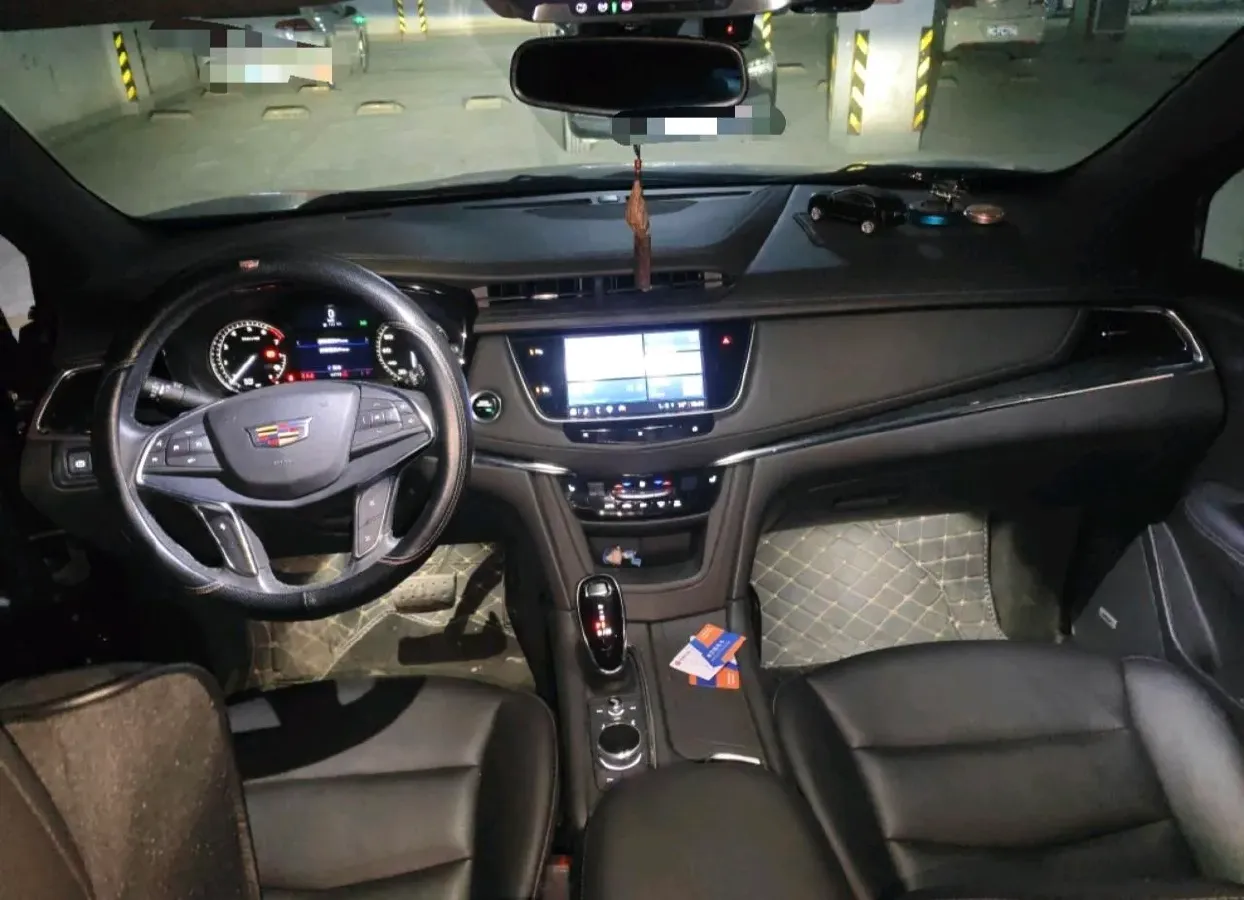 2021 Cadillac XT5 2.0T 237HP L4 9AT,autocango,china used car exporter,china ev exporter,chinese used car exporter,chinese used ev exporter