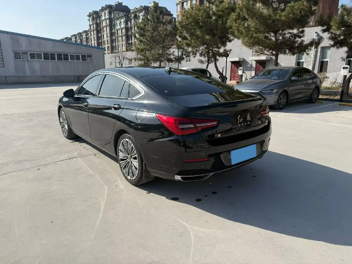 2020 HongQi H5 1.5T 169HP L4 7DCT,autocango,china used car exporter,china ev exporter,chinese used car exporter,chinese used ev exporter