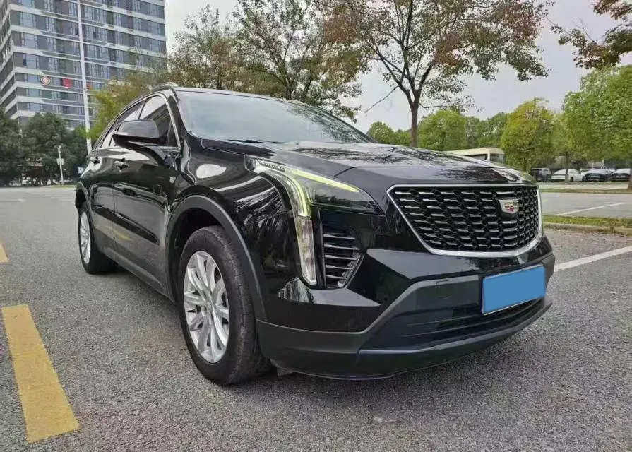 2022 Cadillac XT4 2.0T 237HP L4 9AT,autocango,china used car exporter,china ev exporter,chinese used car exporter,chinese used ev exporter