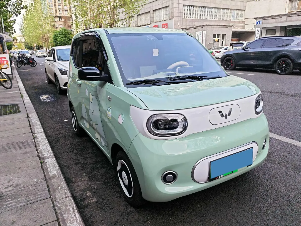 2024 WuLing HongGuang MINI EV BEV 17.3KWH,autocango,china used car exporter,china ev exporter,chinese used car exporter,chinese used ev exporter