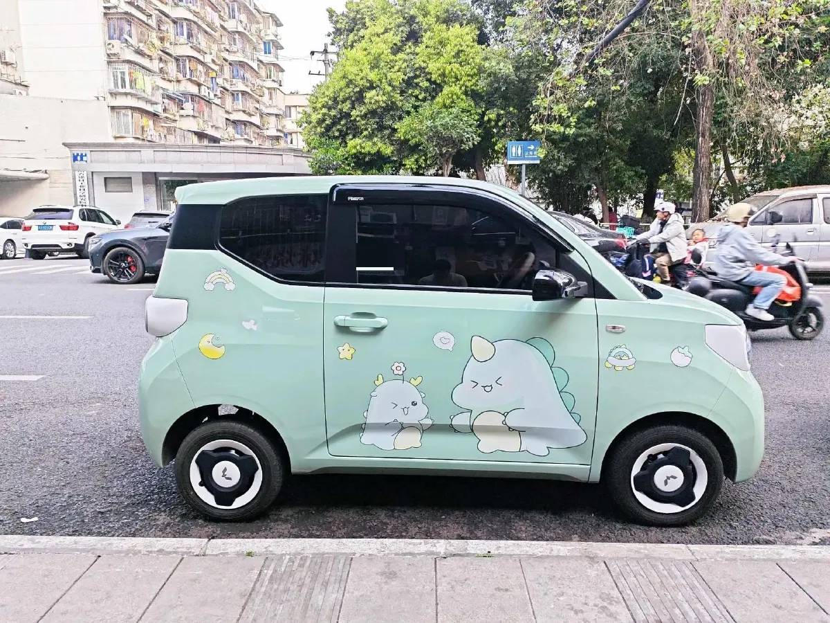 2024 WuLing HongGuang MINI EV BEV 17.3KWH,autocango,china used car exporter,china ev exporter,chinese used car exporter,chinese used ev exporter