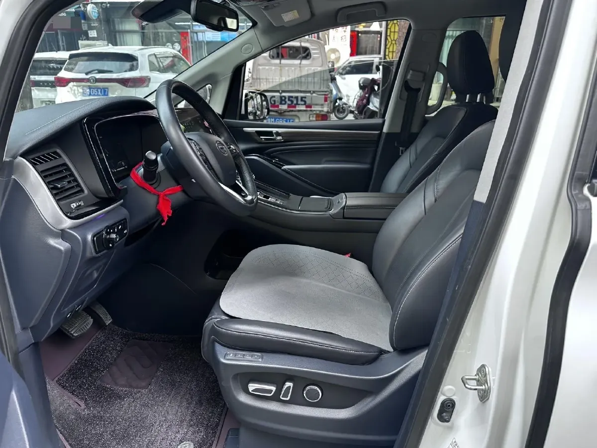 2021 GAC Trumpchi M8 2.0T 252HP L4 8AT,autocango,china used car exporter,china ev exporter,chinese used car exporter,chinese used ev exporter