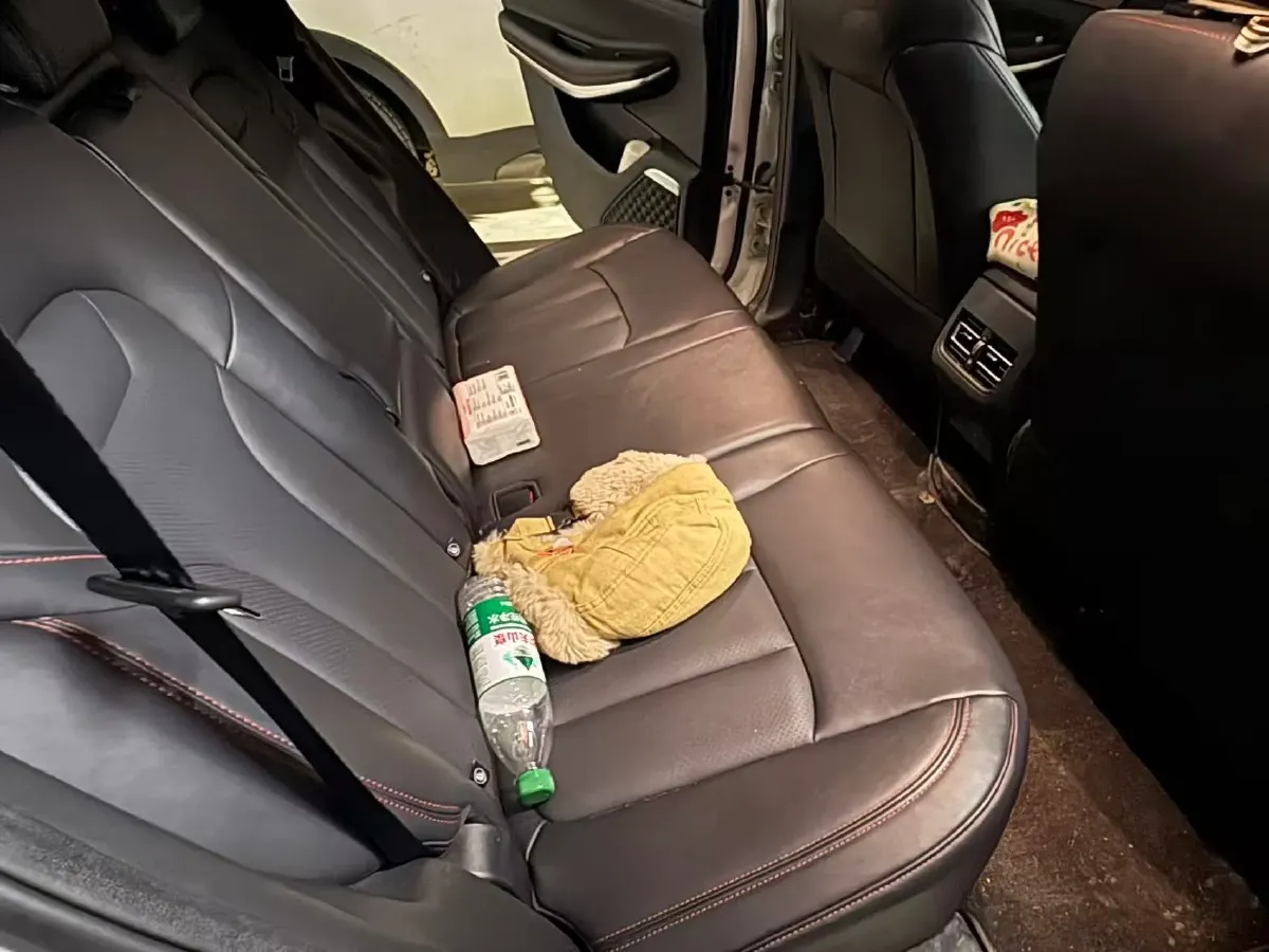 2022 ChangAn CS75 1.5T 180HP L4 7DCT,autocango,china used car exporter,china ev exporter,chinese used car exporter,chinese used ev exporter