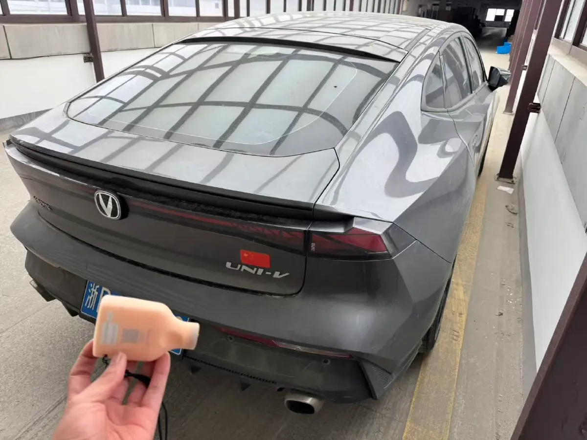 2022 ChangAn UNI-V 1.5T 188HP L4 7DCT,autocango,china used car exporter,china ev exporter,chinese used car exporter,chinese used ev exporter