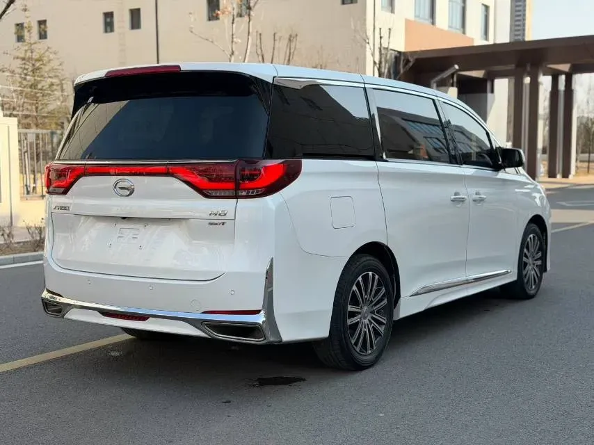 2021 GAC Trumpchi M8 2.0T 252HP L4 8AT,autocango,china used car exporter,china ev exporter,chinese used car exporter,chinese used ev exporter