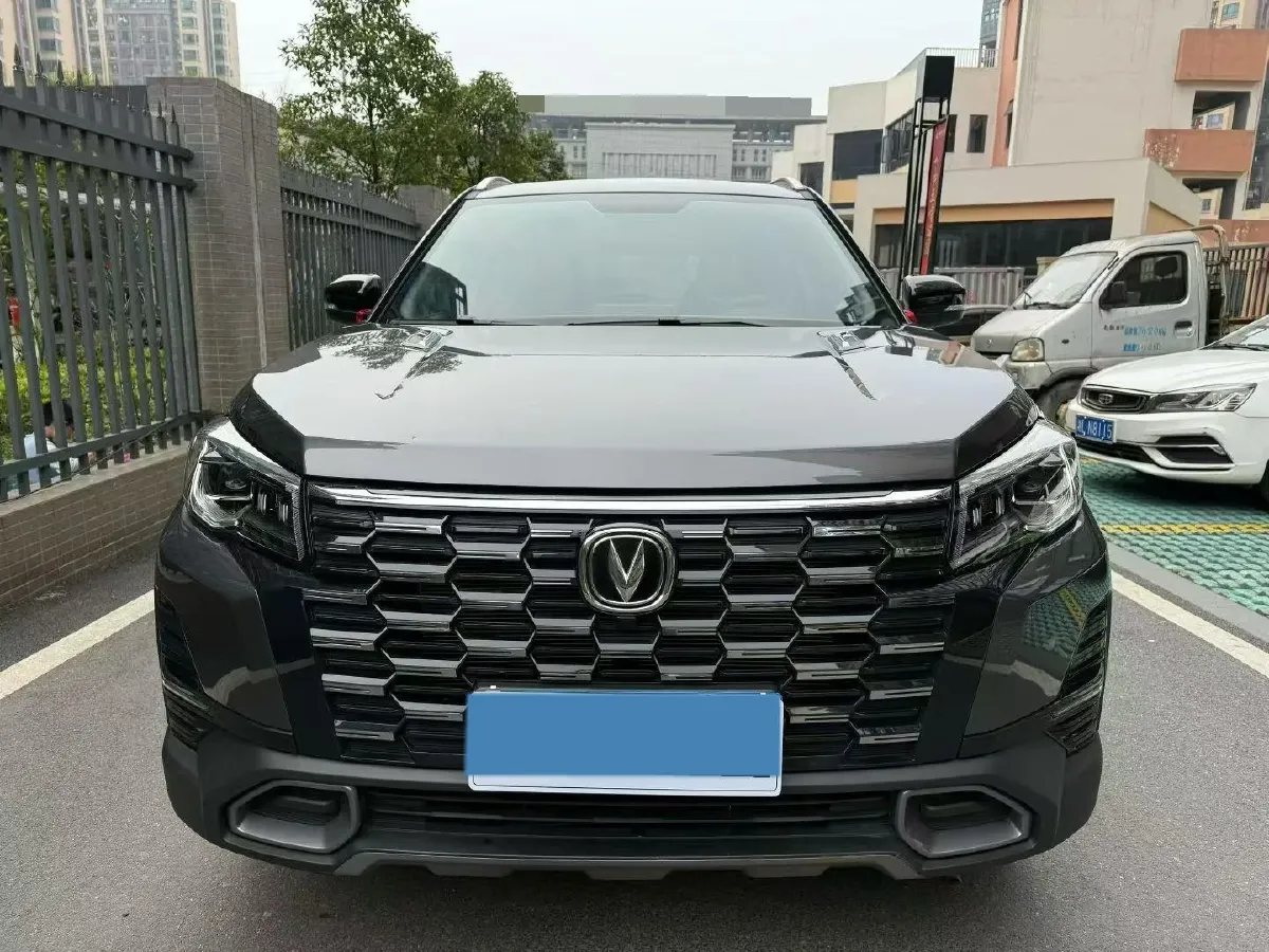 2024 ChangAn CS75 1.5T 188HP L4 7DCT,autocango,china used car exporter,china ev exporter,chinese used car exporter,chinese used ev exporter