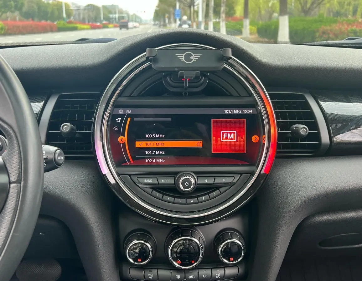 2019 MINI MINI 2.0T 192HP L4 7DCT,autocango,china used car exporter,china ev exporter,chinese used car exporter,chinese used ev exporter