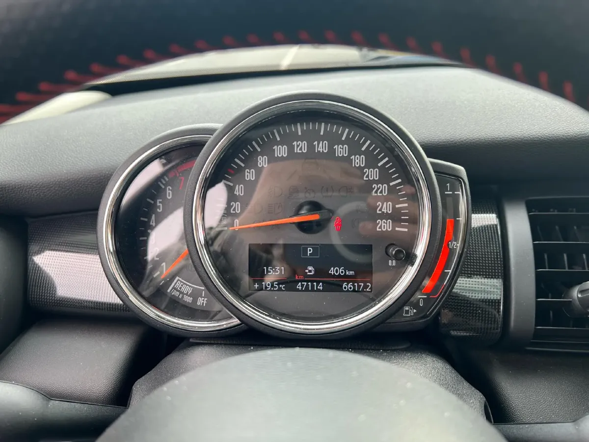 2019 MINI MINI 2.0T 192HP L4 7DCT,autocango,china used car exporter,china ev exporter,chinese used car exporter,chinese used ev exporter