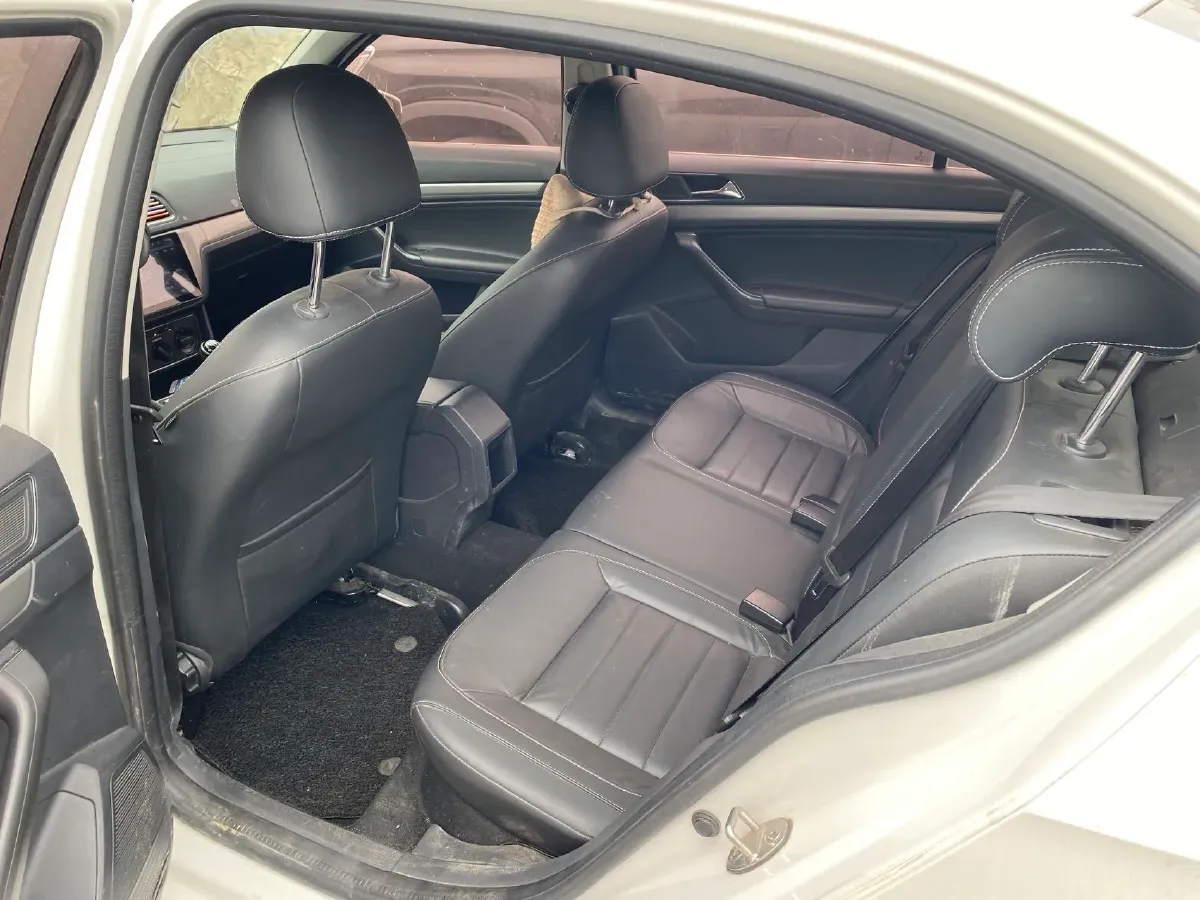 2017 Zotye Damy X7 1.8T 177HP L4 5MT,autocango,china used car exporter,china ev exporter,chinese used car exporter,chinese used ev exporter