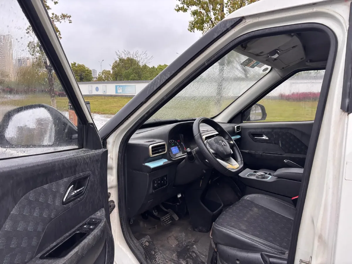 2018 SRM T20 EV BEV 35.04KWH,autocango,china used car exporter,china ev exporter,chinese used car exporter,chinese used ev exporter